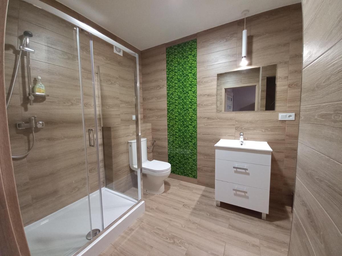 Good Night Noclegi & Strefa Z Sauna I Jacuzzi Ogolnodostepna Lub Na Wylacznosc Czechowice-Dziedzice Exterior photo