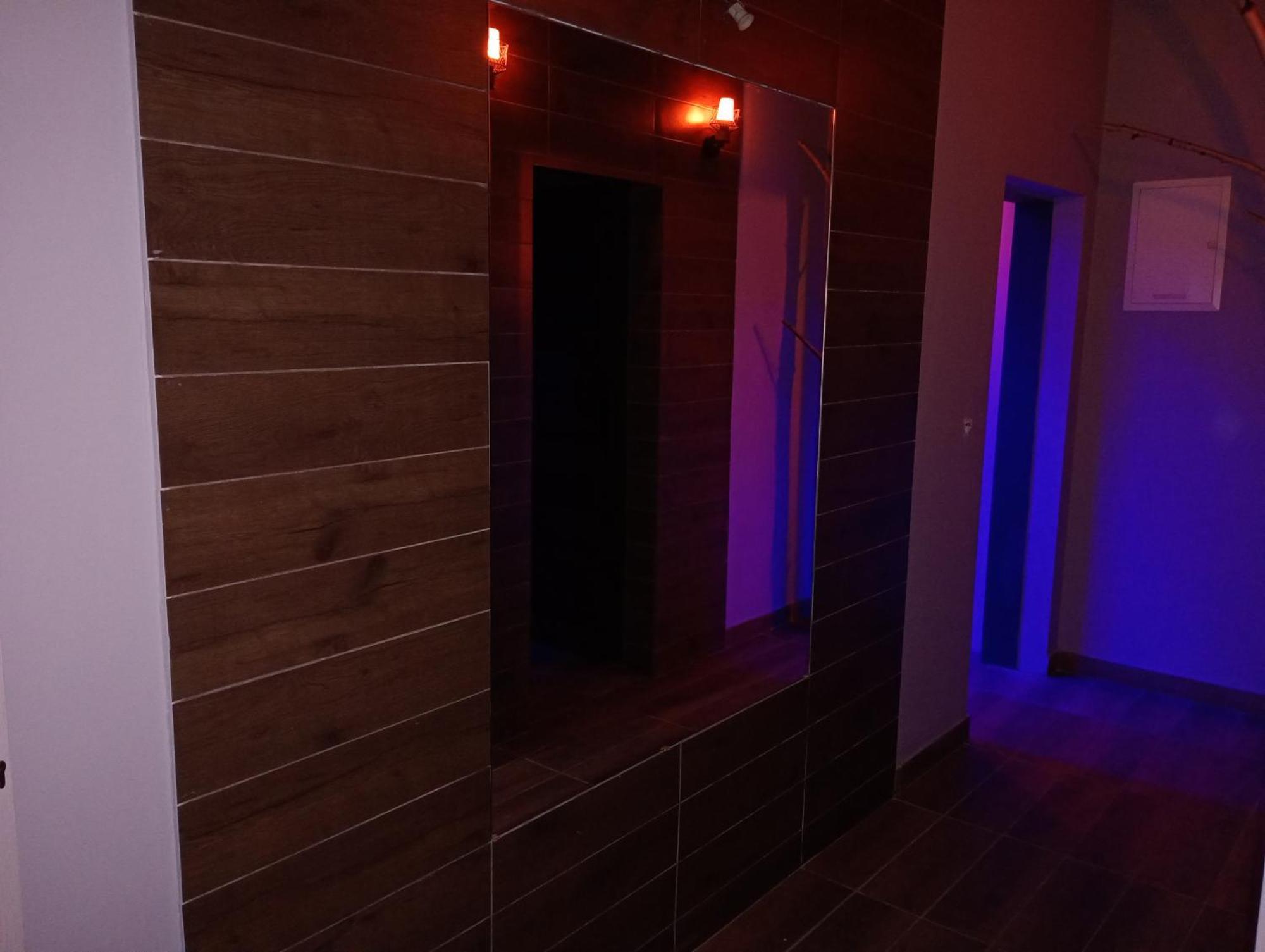 Good Night Noclegi & Strefa Z Sauna I Jacuzzi Ogolnodostepna Lub Na Wylacznosc Czechowice-Dziedzice Exterior photo
