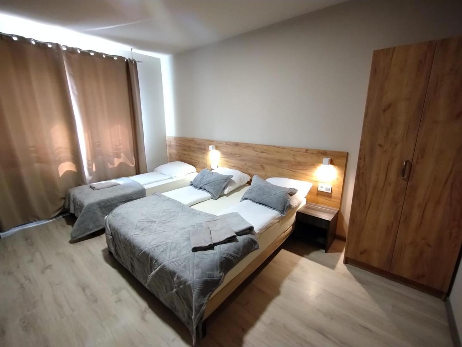 Good Night Noclegi & Strefa Z Sauna I Jacuzzi Ogolnodostepna Lub Na Wylacznosc Czechowice-Dziedzice Exterior photo